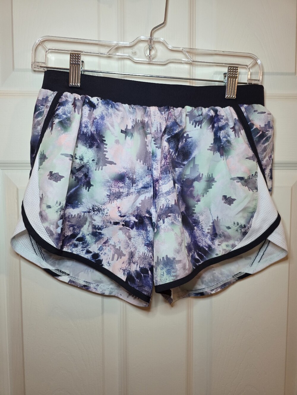 Under Armour Women's Fly By 2.0 Printed Shorts Sz S
